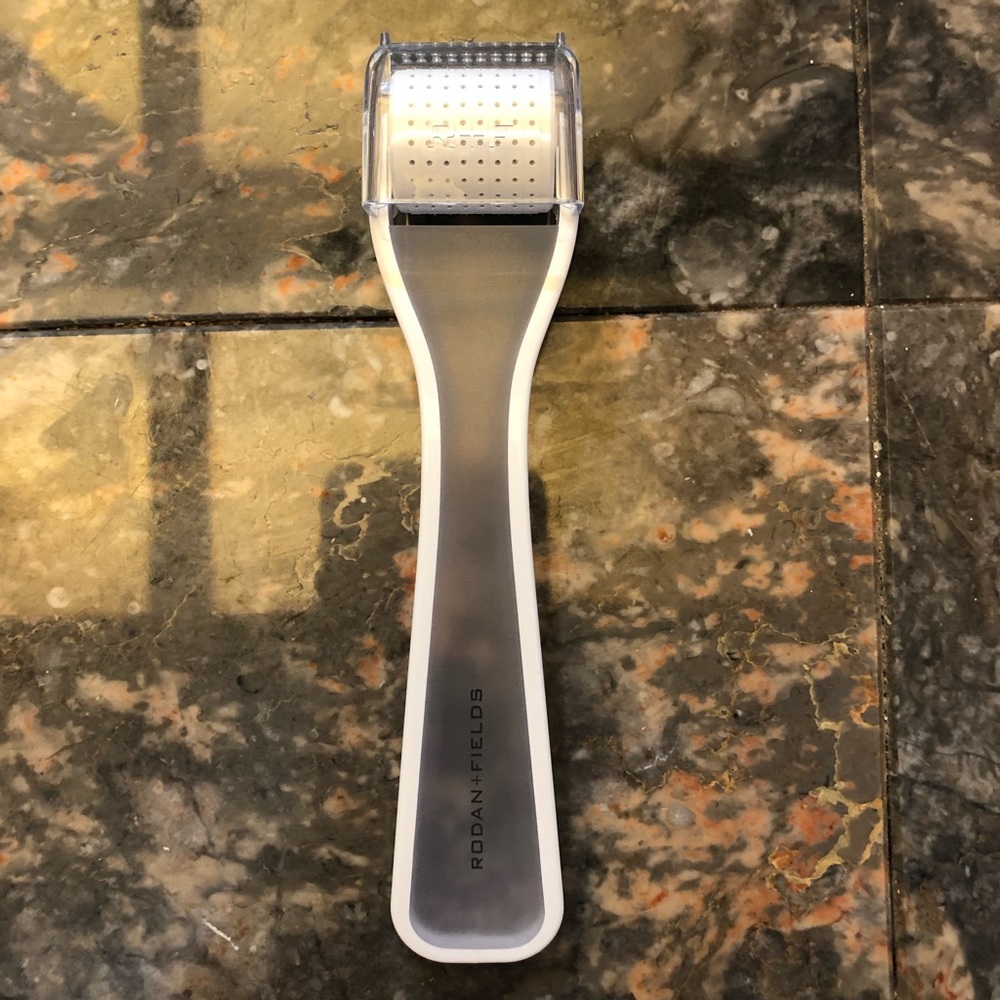 Rodan and Fields AMP MD System